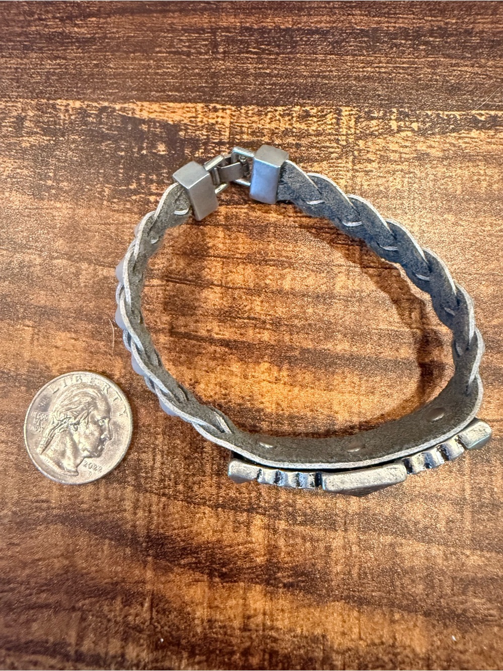 Men's Braided Leather Bracelet in Gray - Classic Casual Accessory